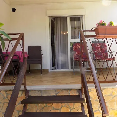 Apartment Oriella Apartmans And *